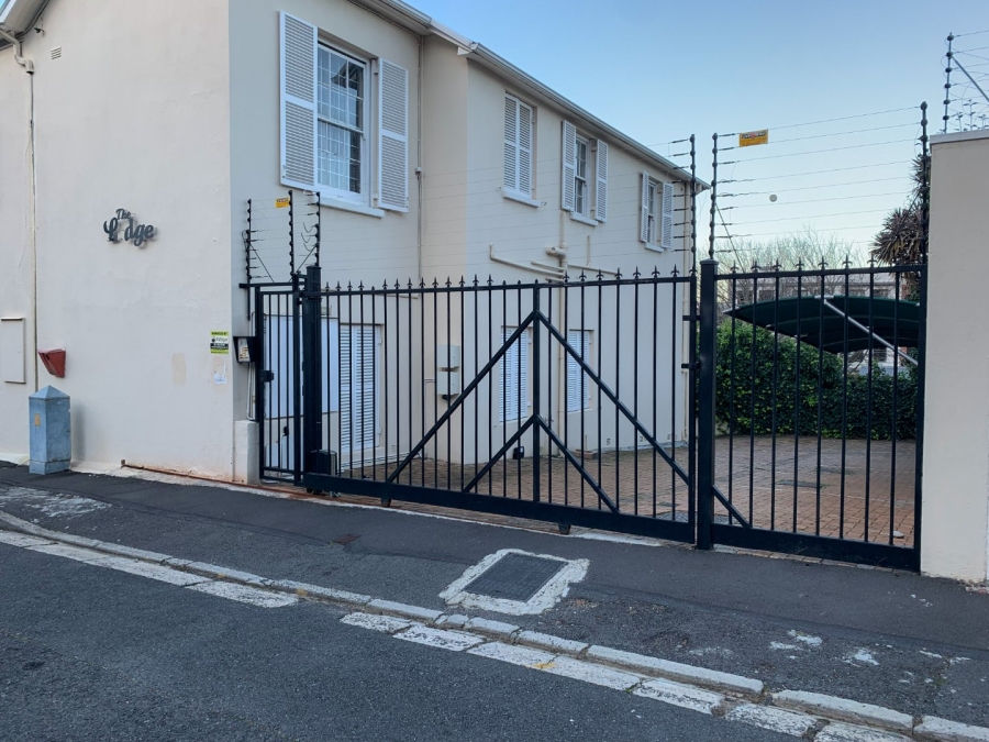 To Let 1 Bedroom Property for Rent in Rondebosch Western Cape